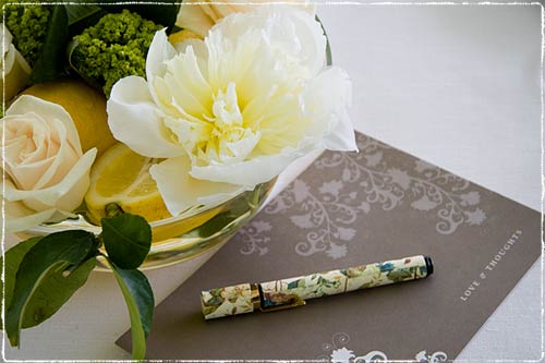 centrotavola con peonia