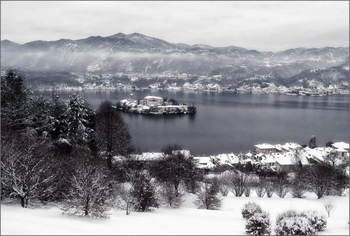 isola-San-Giulio-d'inverno isola-San-Giulio-d'inverno