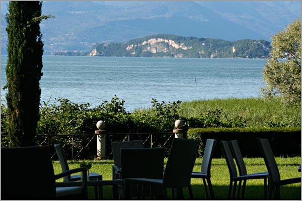 nozze-all'aperto-villa-lago-Maggiore-Varese nozze-all'aperto-villa-lago-Maggiore-Varese