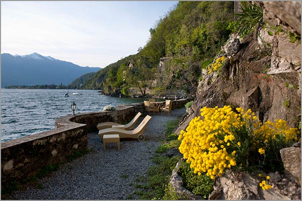 hotel-ristorante-matrimonio-spiaggia-Lago-Maggiore hotel-ristorante-matrimonio-spiaggia-Lago-Maggiore