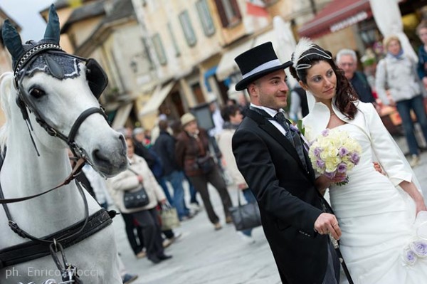 2-matrimonio-in-carrozza-con-cavalli