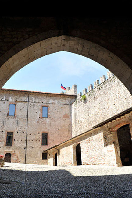 matrimonio-Castello-Borromeo-Angera matrimonio-Castello-Borromeo-Angera