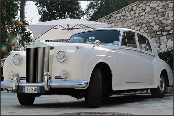 Rolls-Royce_noleggio-autodepoca-matrimonio-Orta-Verbania