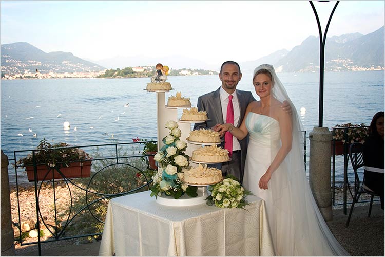 sposi_a_nuoto_matrimonio_lago_maggiore